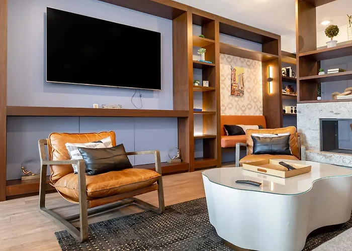 Apartment Brand New 2br Escape Chicago