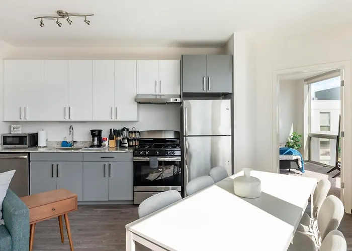 Brand New 2br Escape Chicago